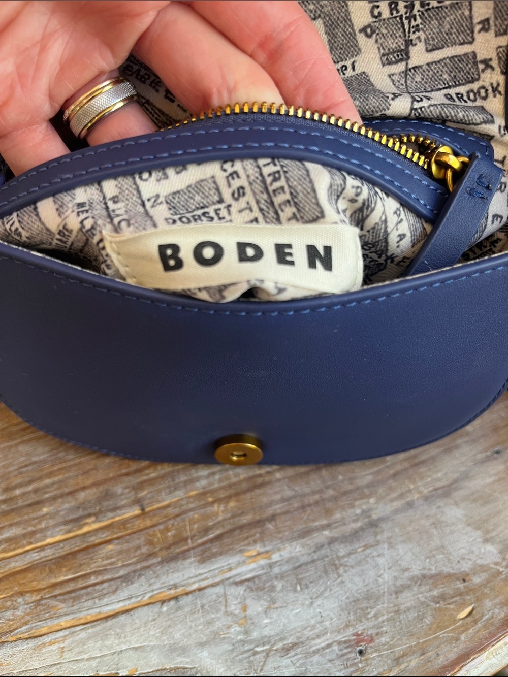 💙 Boden Iris Leather Mini Satchel Blue Crossbody Shoulder Bag - Picture 7 of 11